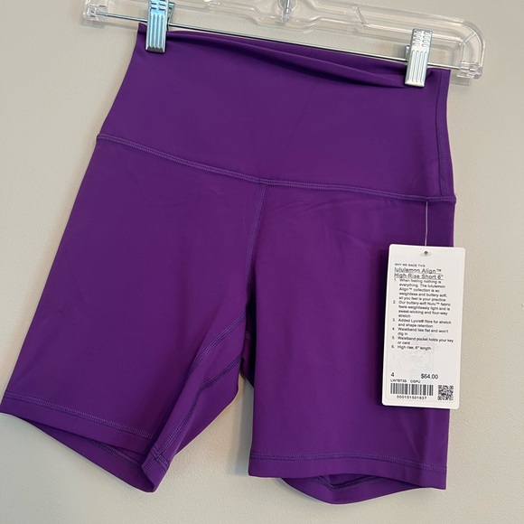 NEW Lululemon Womens Align Biker Shorts, 6 Inch Inseam, College Purple, size 4 - Picture 1 of 5